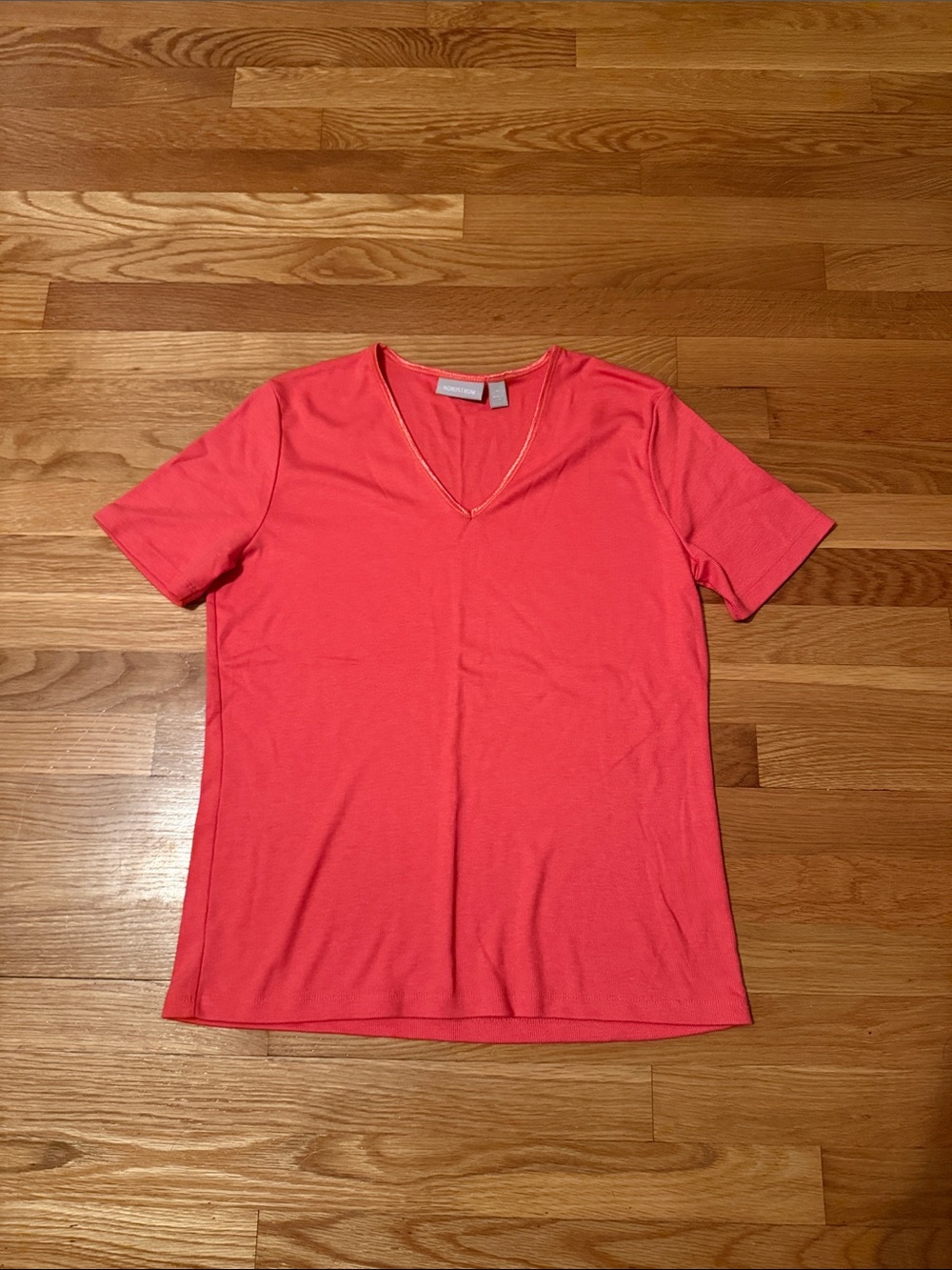 Nordstrom Coral V‑Neck Short Sleeve Tee